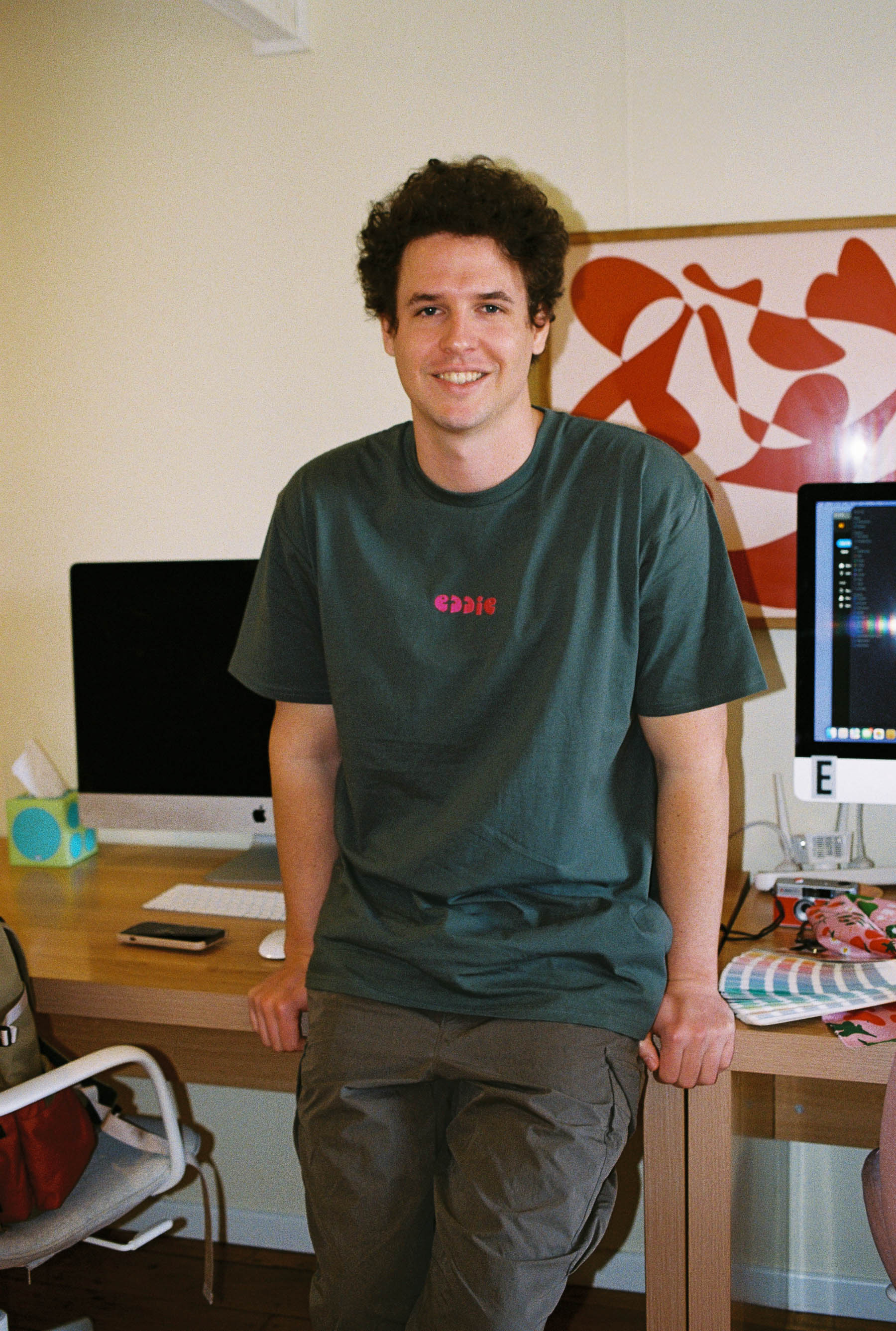 Eddie Tee in Army Green (Unisex)